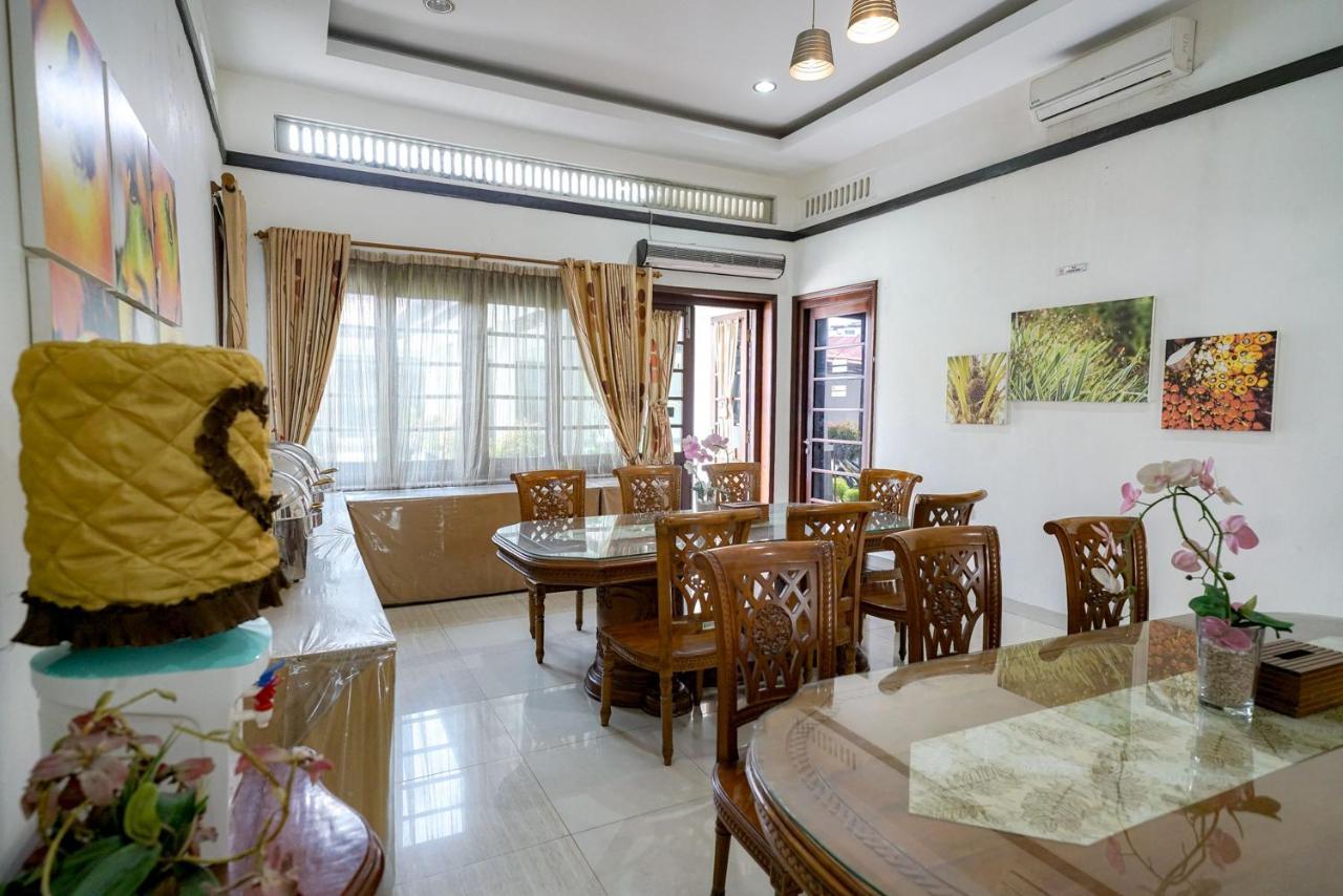 Reddoorz @ Avros Guest House Medan Zewnętrze zdjęcie