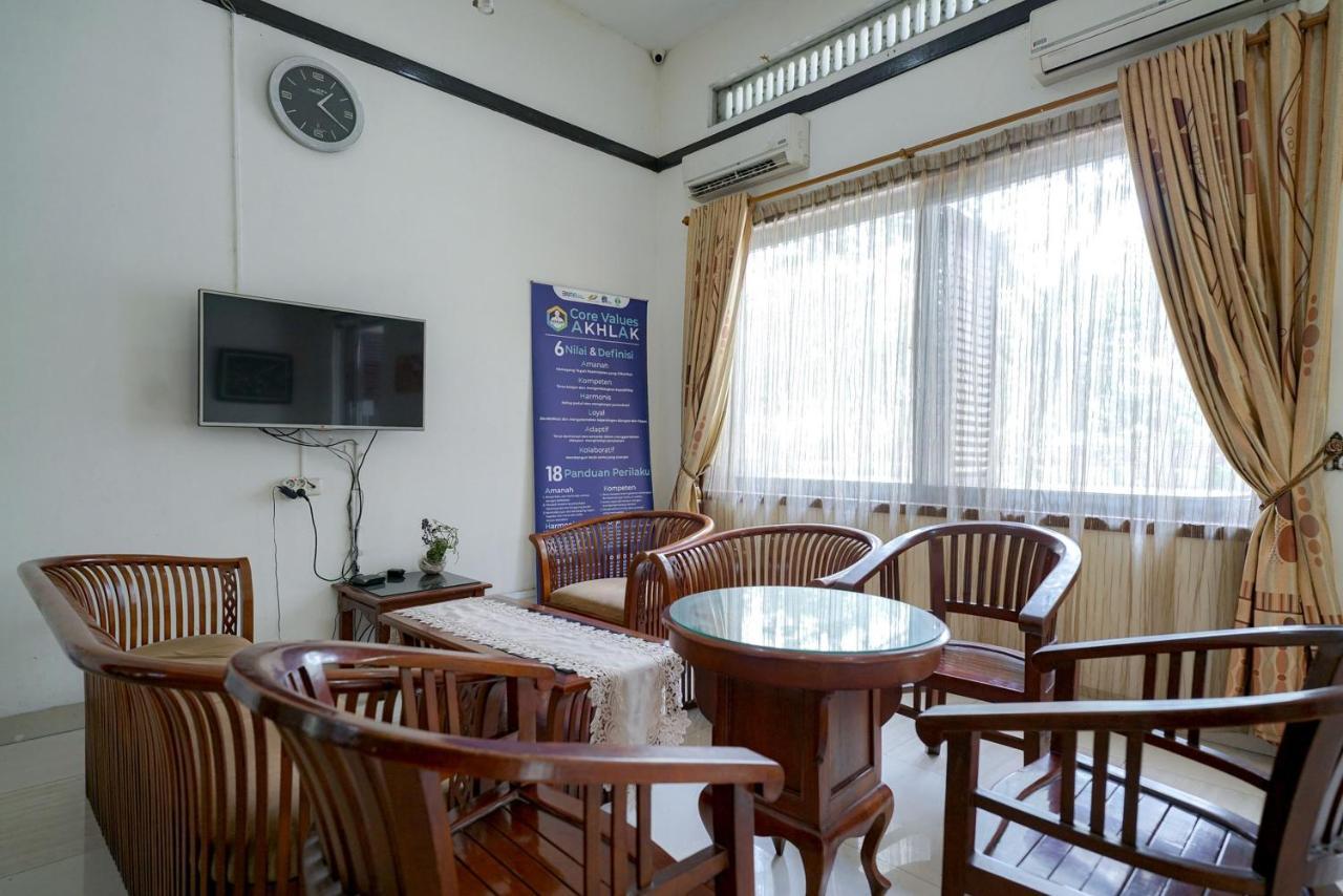 Reddoorz @ Avros Guest House Medan Zewnętrze zdjęcie