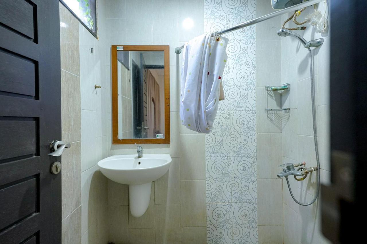 Reddoorz @ Avros Guest House Medan Zewnętrze zdjęcie