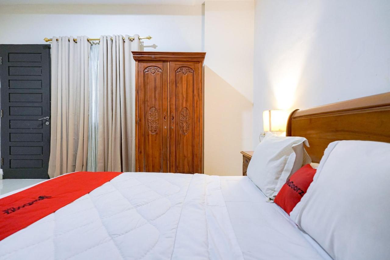 Reddoorz @ Avros Guest House Medan Zewnętrze zdjęcie