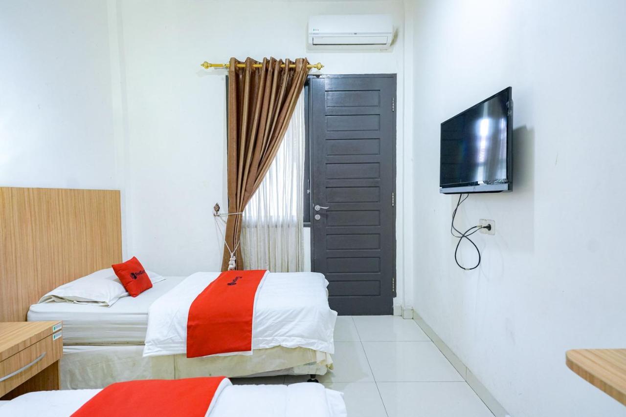 Reddoorz @ Avros Guest House Medan Zewnętrze zdjęcie