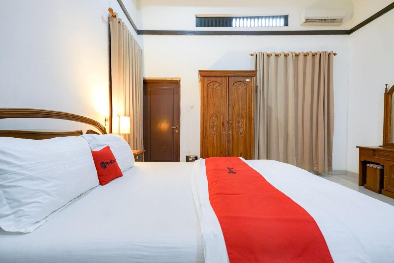 Reddoorz @ Avros Guest House Medan Zewnętrze zdjęcie