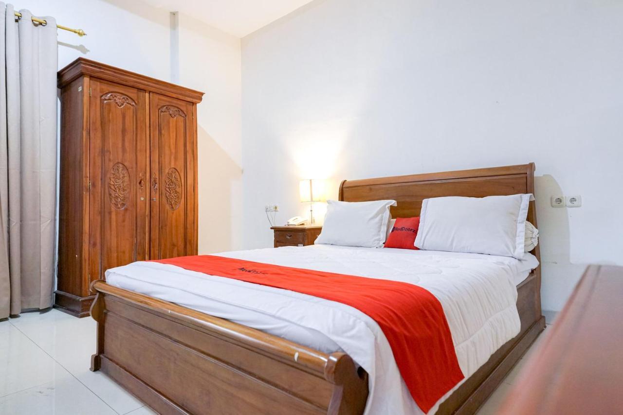Reddoorz @ Avros Guest House Medan Zewnętrze zdjęcie
