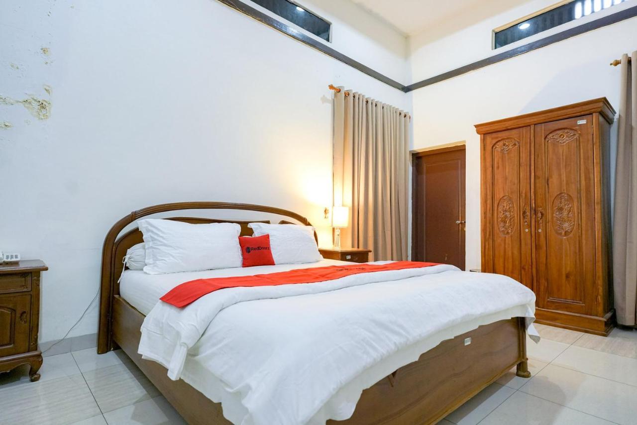 Reddoorz @ Avros Guest House Medan Zewnętrze zdjęcie